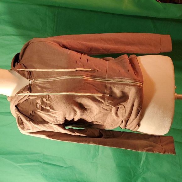 Love Tree sweater - Picture 1 of 6